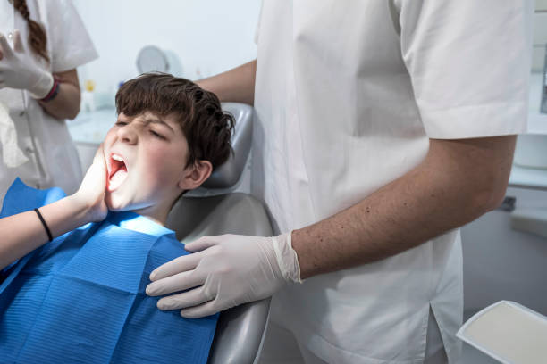 Best Emergency Dental Care for Broken or Chipped Teeth in University Of Lifornia Davis, CA